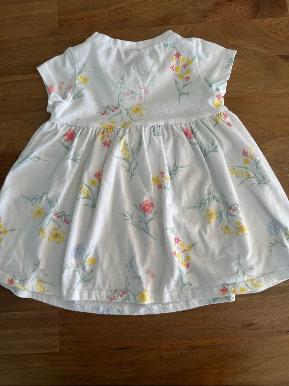 First Impressions White Floral Short Sleeve Dress with Pastel Flowers Size 12-18